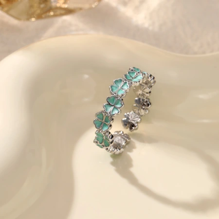 European and American cross-border floral jewelry, a sweet and fresh country-style ring for women, and daily wear jewelry European and American cross-border floral jewelry, a sweet and fresh country-style ring for women, and daily wear jewelry